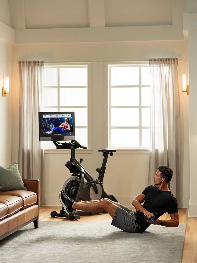 NordicTrack Commercial Studio Cycle