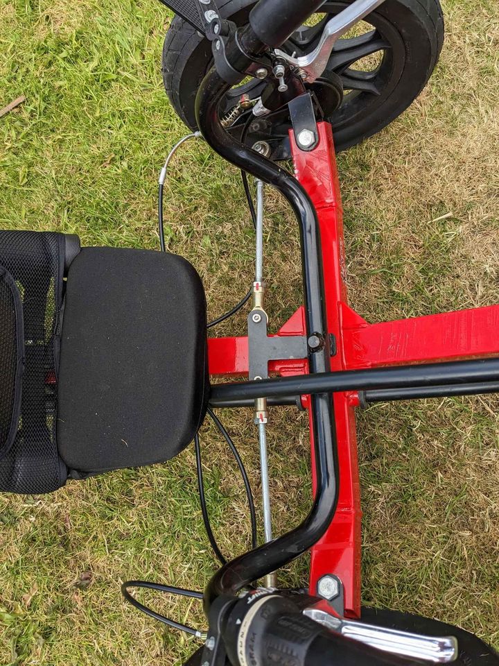 KMX KART K3 CHILDS SPORTS RECUMBENT TRIKE Bike