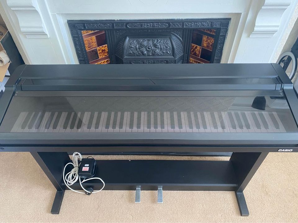 Casio Digital Keyboard Piano